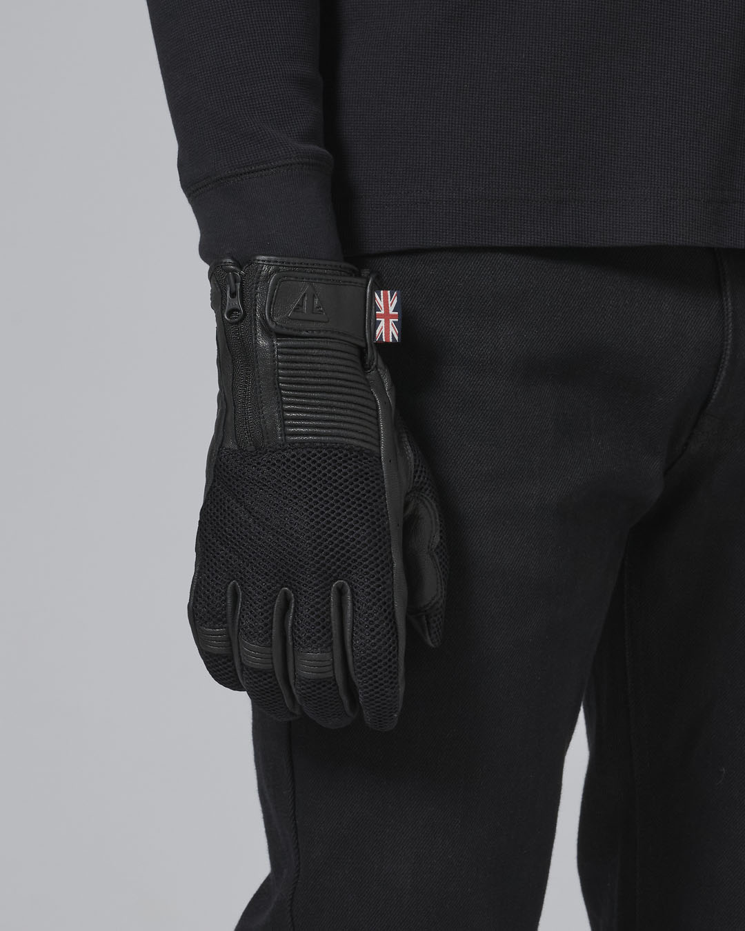 Black Raven Mesh Glove photo 3