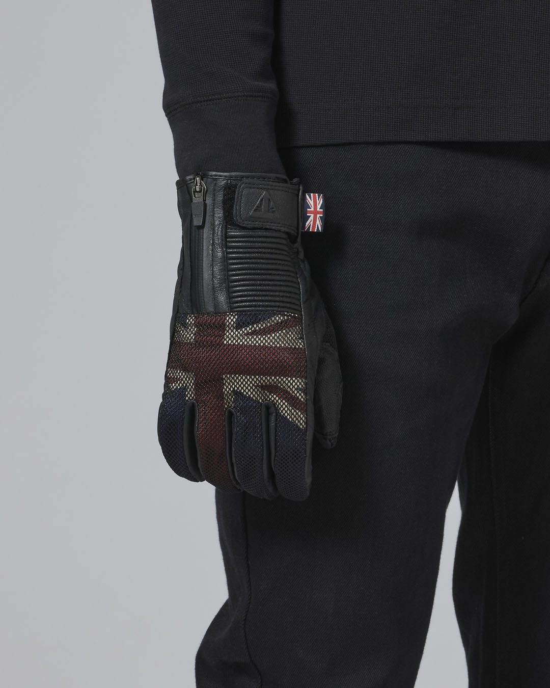 Mesh Flag Gloves photo 3