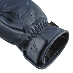 Jack Glove photo 5