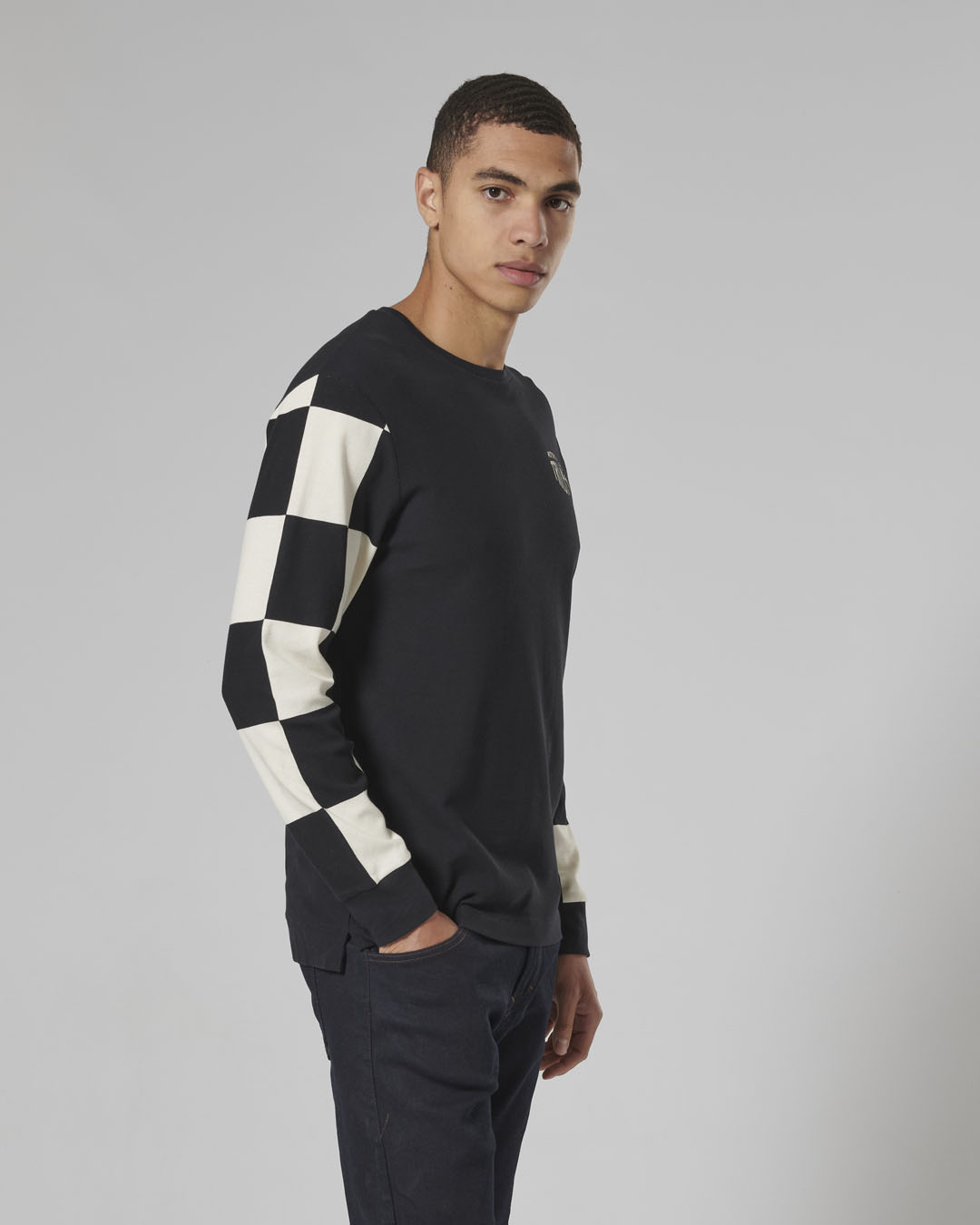 Harker L/S Tee photo 2
