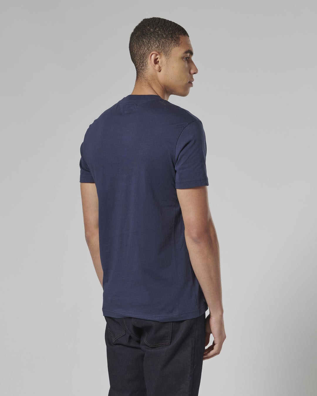 Bamburgh T-Shirt Black Iris photo 2
