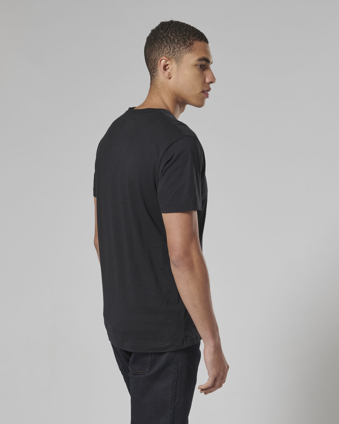Burnham T-Shirt Jet Black photo 5