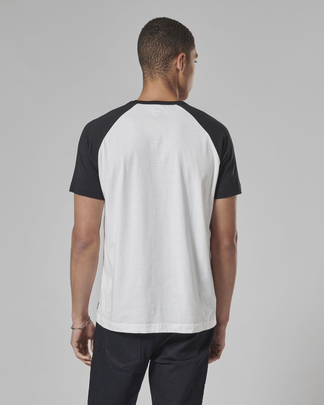 Saltern Tee photo 5
